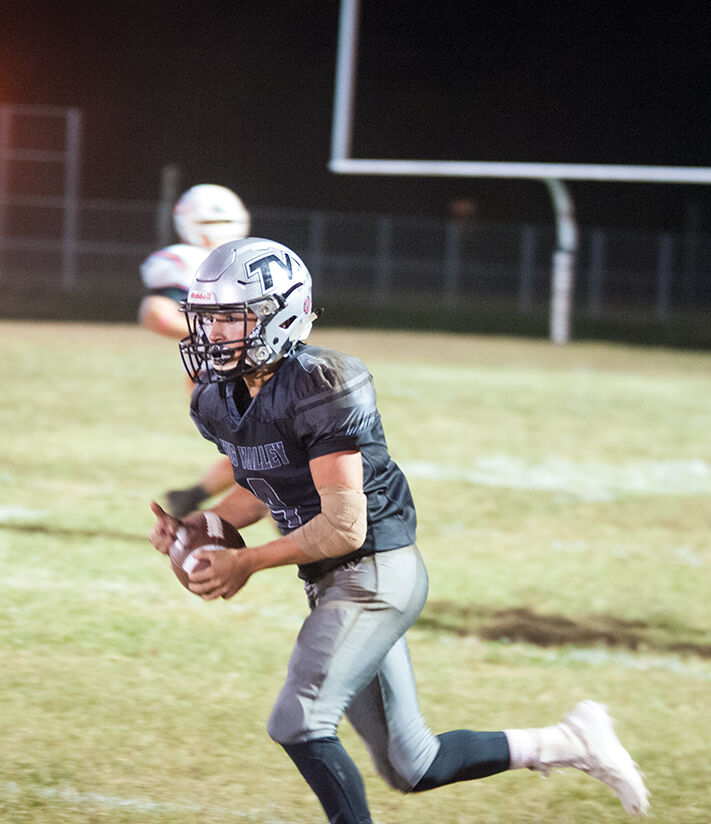 10-5 tv tanner kirk first down catch.jpg